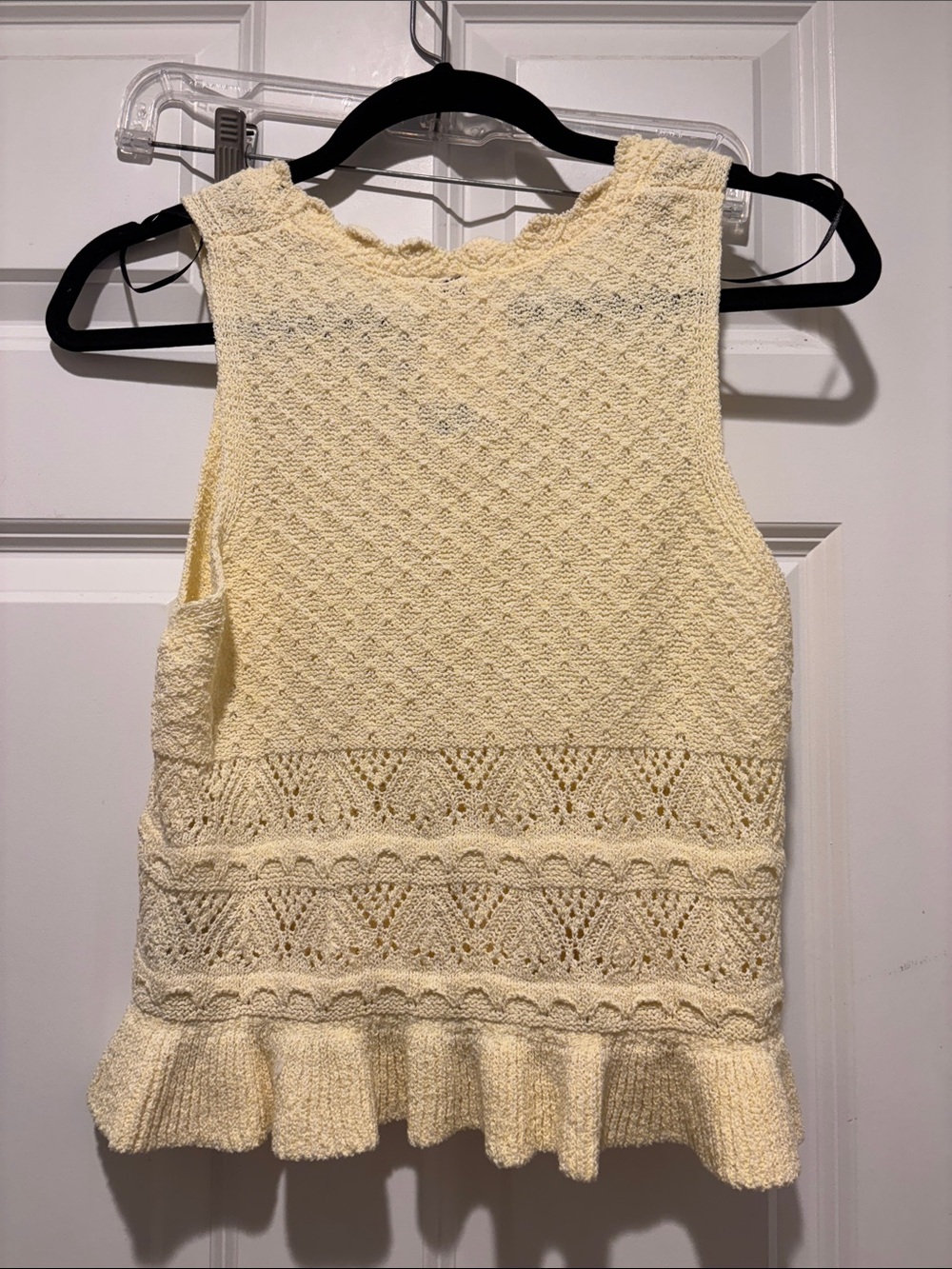 H&M Pale Yellow Crocheted Ruffle-Hem Tank - Picture 3 of 3